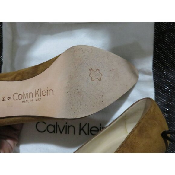 Calvin Klein Suede Leather Pointed Toe Pumps size 6 Color is Spice Brown - Picture 9 of 11